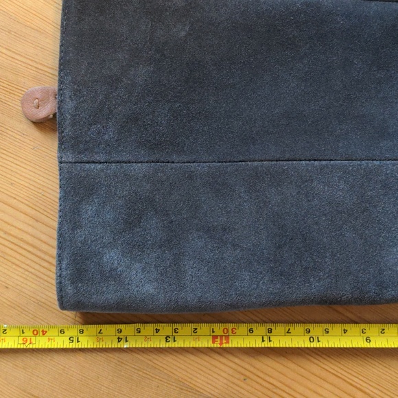 Knee-high Lug sole waterproof boots - Picture 7 of 15